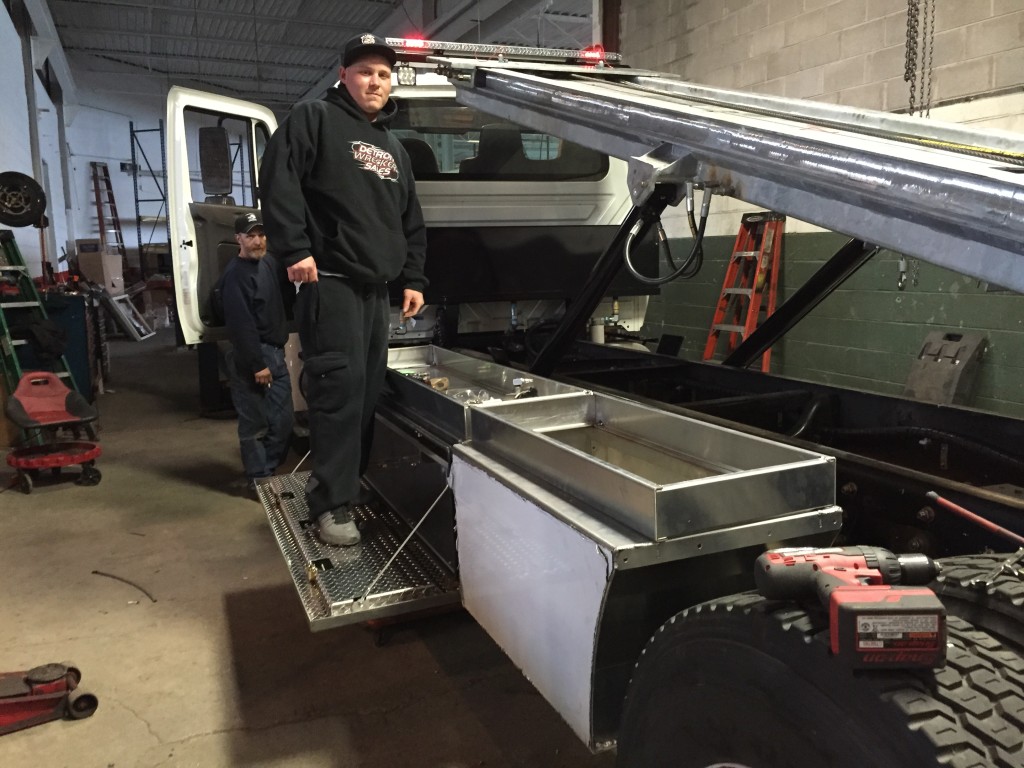 Detroit Wrecker Sales