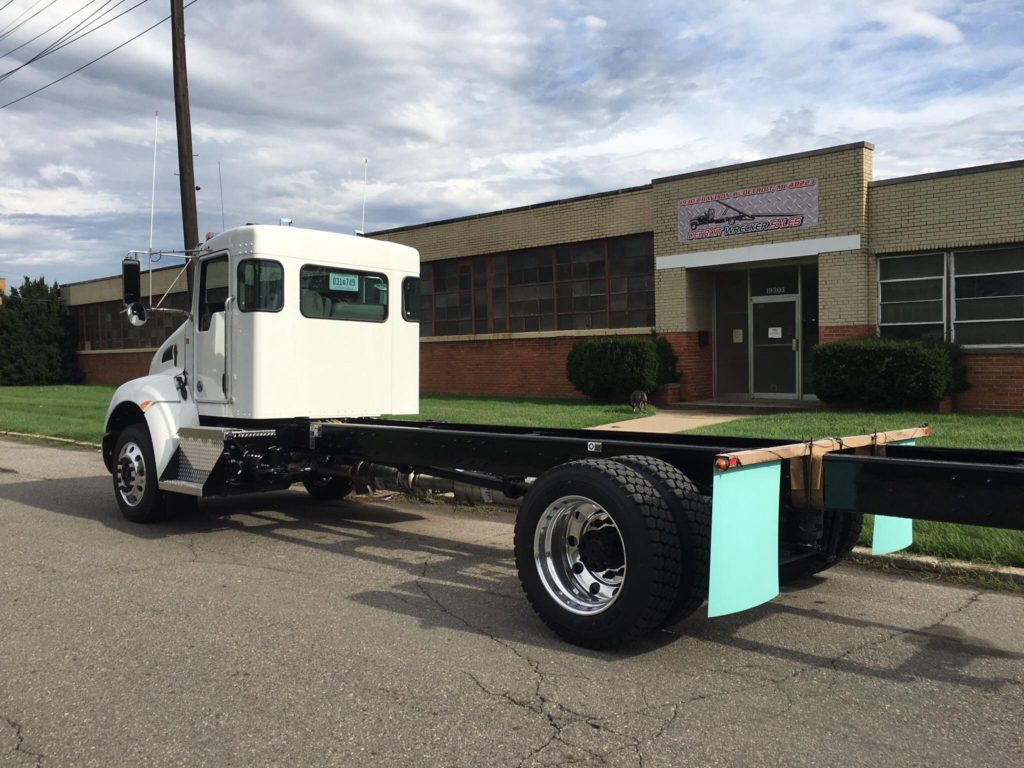 Detroit Wrecker Sales