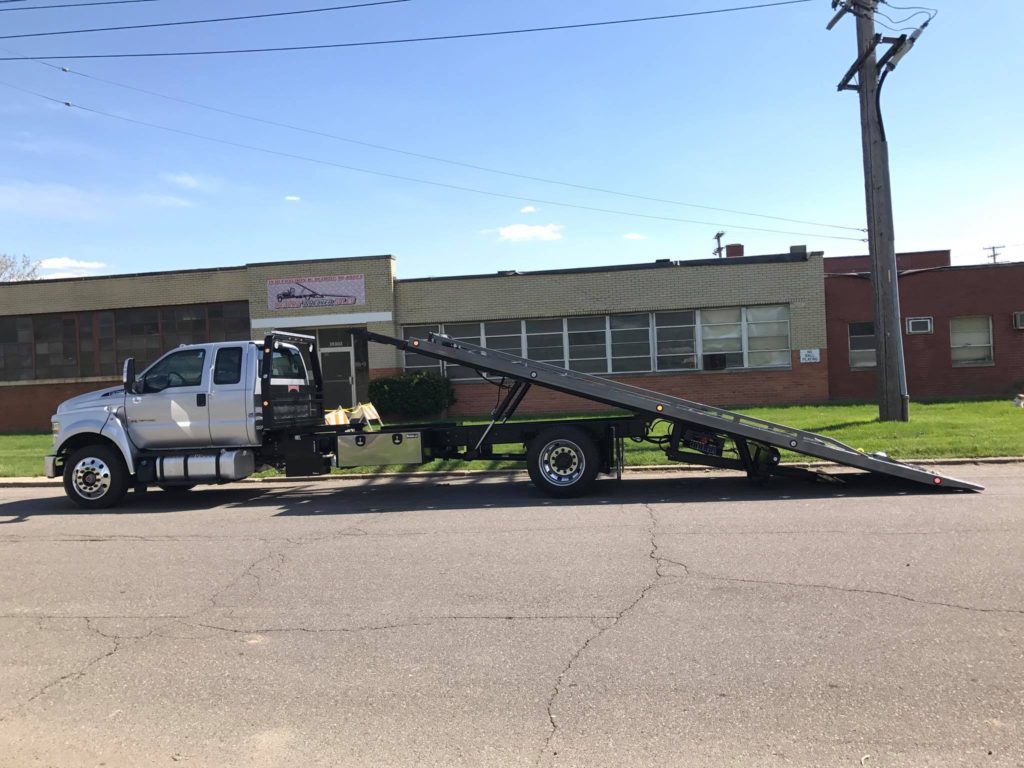 Detroit Wrecker Sales